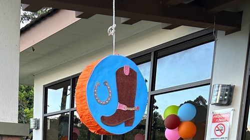 pinata suspendue costa Rica