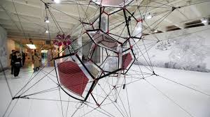 oeuvre de Tomàs Soraceno Vanhaerents Art Collection de Bruxelles Tri postal Lille