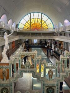Vue d'ensemble du musée La Piscine de Roubaix